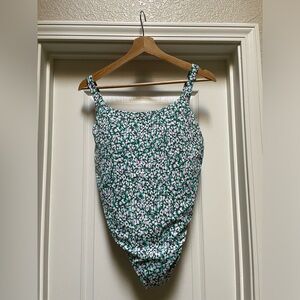 Athleta Floral Print Swimsuit medium